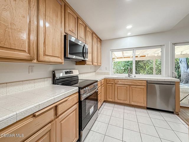 3761 Patrick Henry Place, Agoura Hills, CA 91301