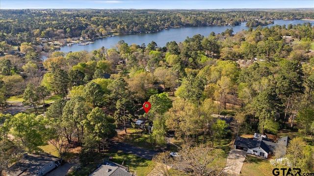 207 Grass Knoll Drive, Hideaway, TX 75771