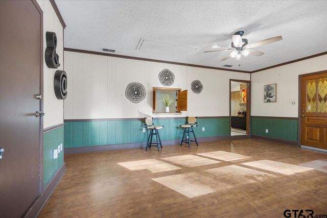 207 Grass Knoll Drive, Hideaway, TX 75771
