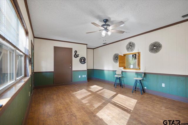 207 Grass Knoll Drive, Hideaway, TX 75771
