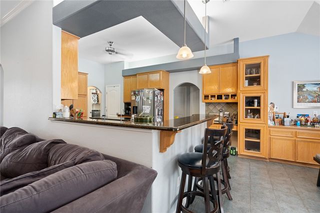 3921 Gladstone Dr, Corpus Christi, TX 78414