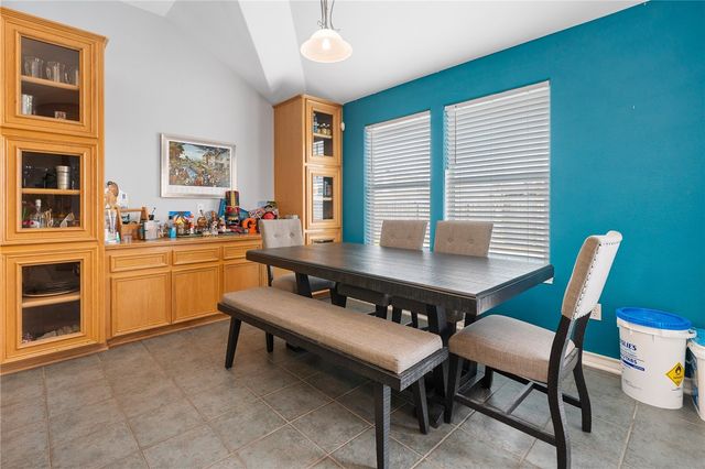 3921 Gladstone Dr, Corpus Christi, TX 78414