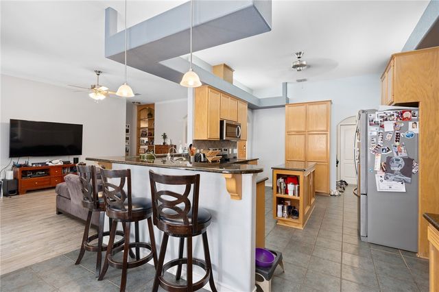 3921 Gladstone Dr, Corpus Christi, TX 78414