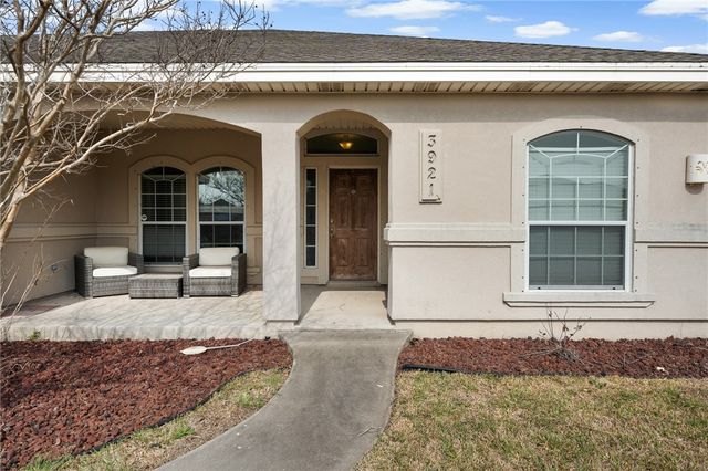 3921 Gladstone Dr, Corpus Christi, TX 78414
