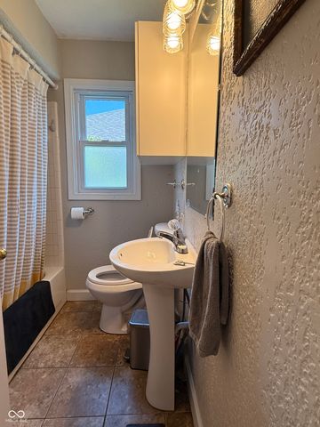 44 Rosemere Avenue, Indianapolis, IN 46229