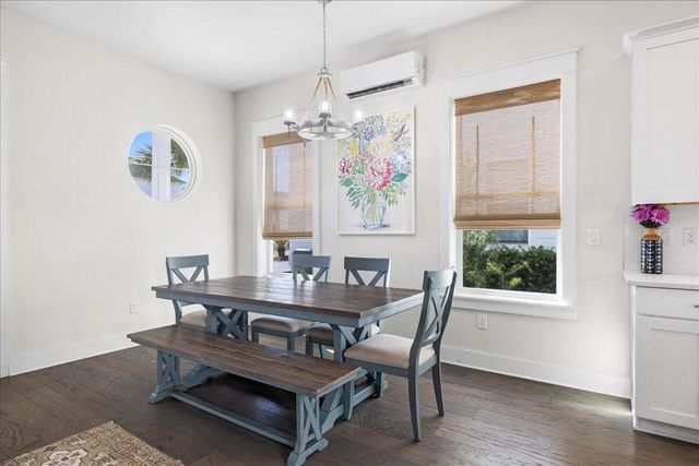 16 Valerie Way, Inlet Beach, FL 32461