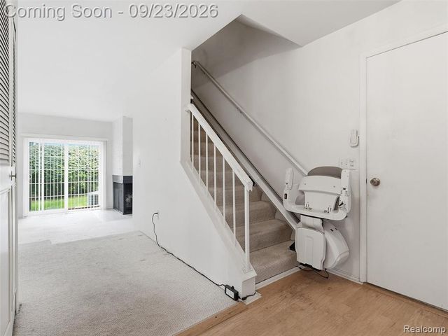 1204 Kings Cove Drive, Rochester Hills, MI 48306