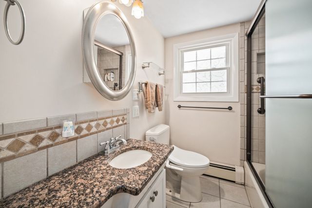 23 Pearson St, Chelmsford, MA 01824
