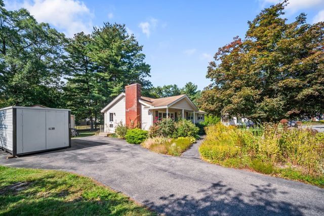 23 Pearson St, Chelmsford, MA 01824