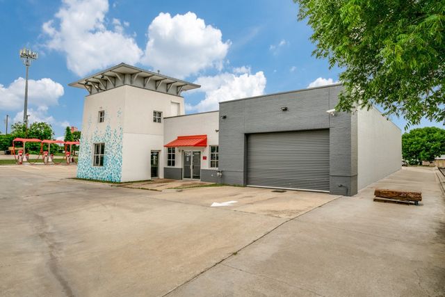 115 W Belt Line Road, Cedar Hill, TX 75104