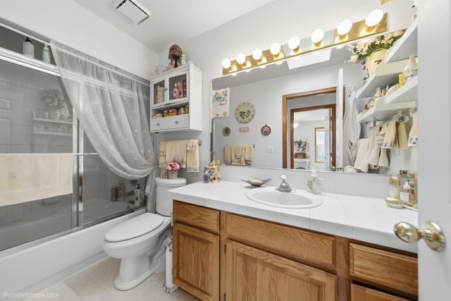 16607 N Primrose Ln, Nine Mile Falls, WA 99026