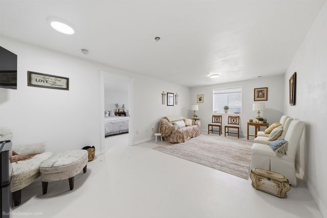 16607 N Primrose Ln, Nine Mile Falls, WA 99026