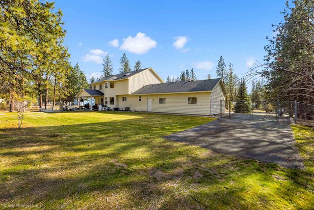 16607 N Primrose Ln, Nine Mile Falls, WA 99026