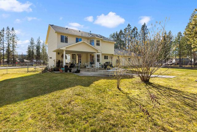 16607 N Primrose Ln, Nine Mile Falls, WA 99026