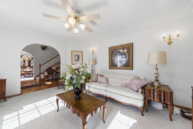 16607 N Primrose Ln, Nine Mile Falls, WA 99026