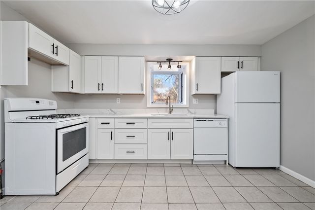 429 Earlwood Rd, Penn Hills, PA 15235
