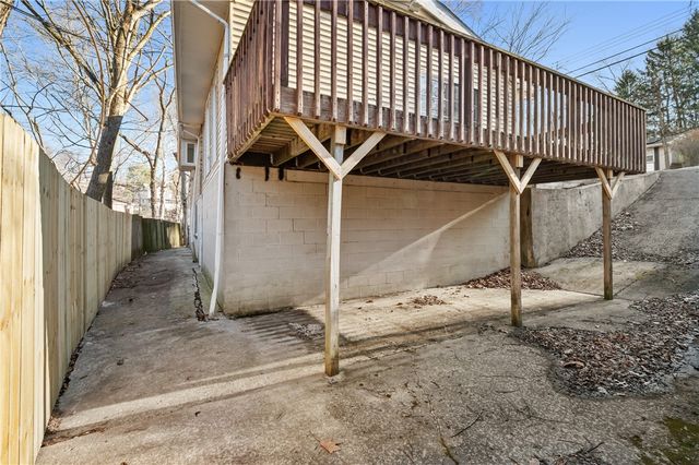 429 Earlwood Rd, Penn Hills, PA 15235