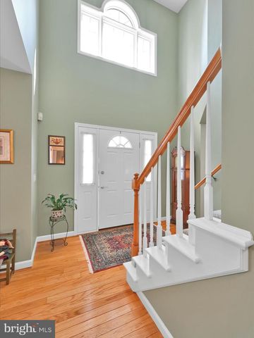 1041 HUNSICKER RD, Lancaster, PA 17601