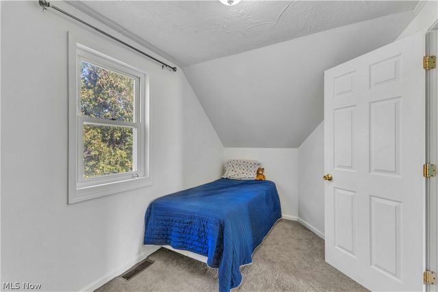 950 E Sprague Road, Broadview Heights, OH 44147