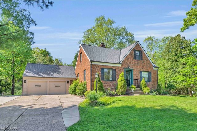 950 E Sprague Road, Broadview Heights, OH 44147