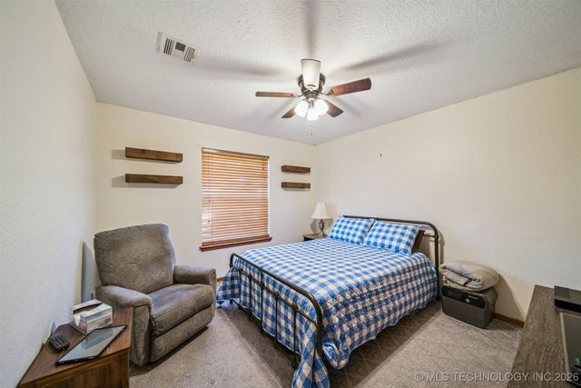 10610 E 96th Place North, Owasso, OK 74055