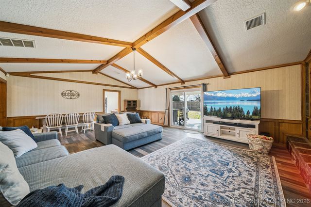 10610 E 96th Place North, Owasso, OK 74055