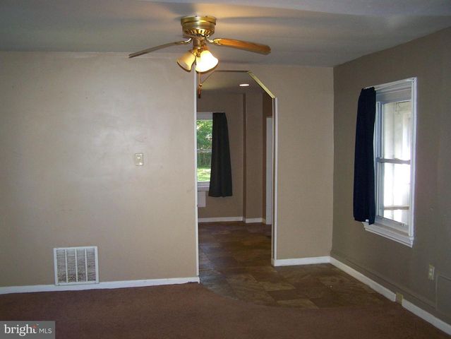 107 W HIGH ST, North East, MD 21901