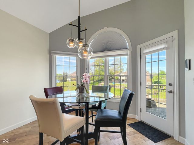 6075 Waterside Drive, Columbus, IN 47201