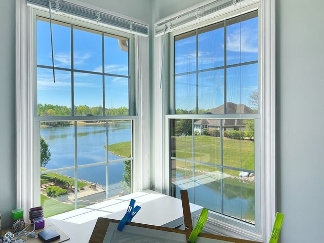 6075 Waterside Drive, Columbus, IN 47201