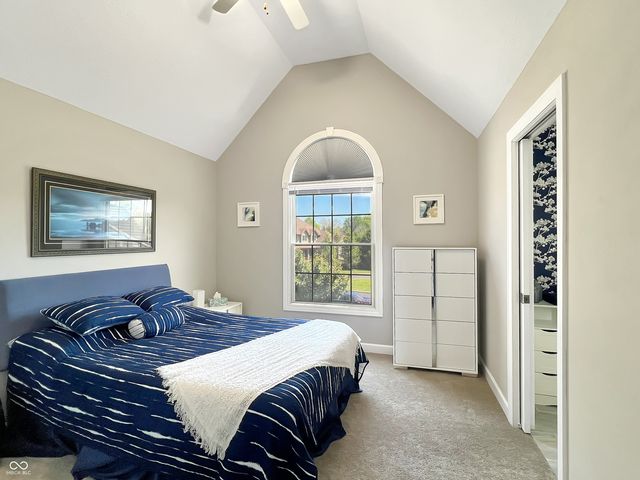 6075 Waterside Drive, Columbus, IN 47201