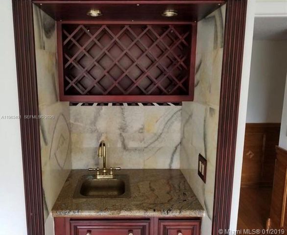 309 Lakeview Dr 204, Weston, FL 33326