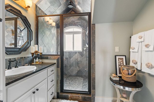 101 Palm CV, Buchanan Dam, TX 78609