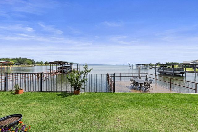 101 Palm CV, Buchanan Dam, TX 78609