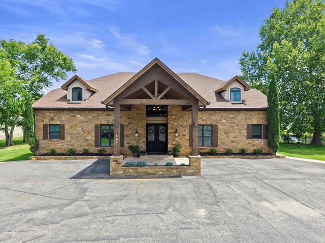 101 Palm CV, Buchanan Dam, TX 78609