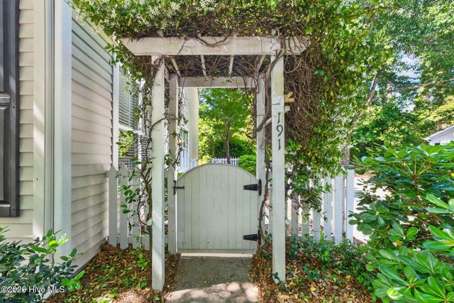 5813 Wrightsville Avenue Apt 191, Wilmington, NC 28403