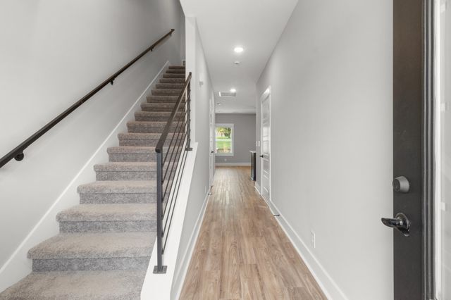 504 Jonathan Wade Circle, Clarksville, TN 37043