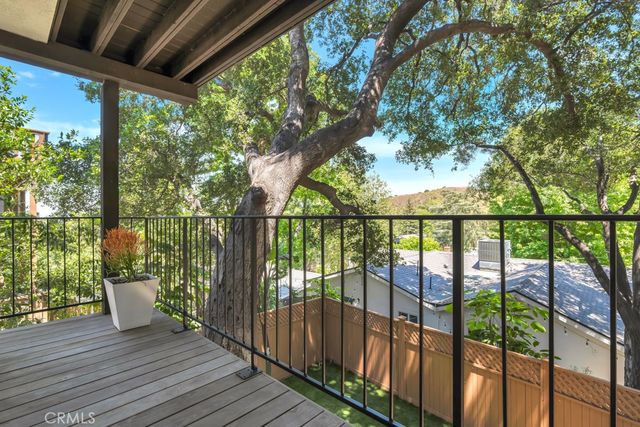 4212 Alhama, Woodland Hills, CA 91364