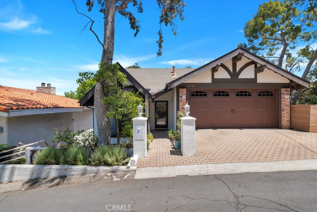 Image 23 of property listing at 4212 Alhama, Woodland Hills, CA 91364
