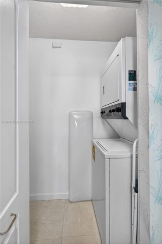 5757 Collins Ave 1902, Miami Beach, FL 33140