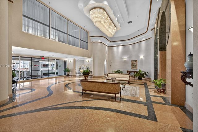 5757 Collins Ave 1902, Miami Beach, FL 33140