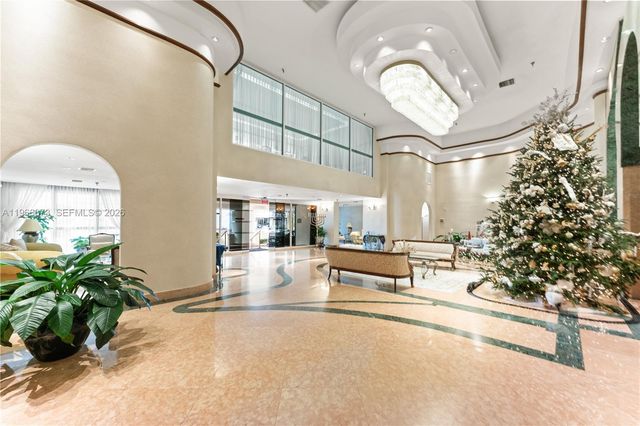 5757 Collins Ave 1902, Miami Beach, FL 33140