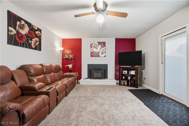 36515 Starboard Drive, Eastlake, OH 44095