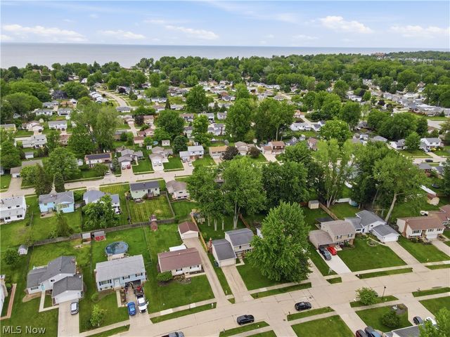 36515 Starboard Drive, Eastlake, OH 44095