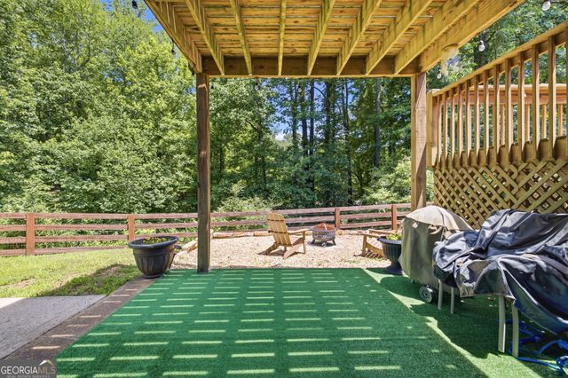 9040 Ruby Lane, Gainesville, GA 30506