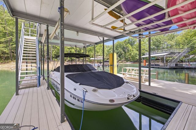 9040 Ruby Lane, Gainesville, GA 30506