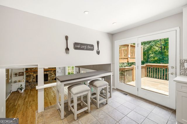 9040 Ruby Lane, Gainesville, GA 30506