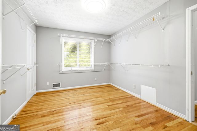 9040 Ruby Lane, Gainesville, GA 30506