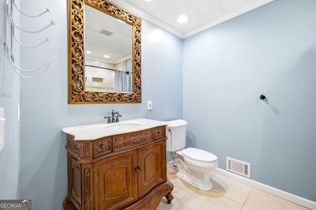 9040 Ruby Lane, Gainesville, GA 30506