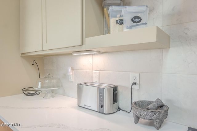 324 Gold Valley, Horizon City, TX 79928