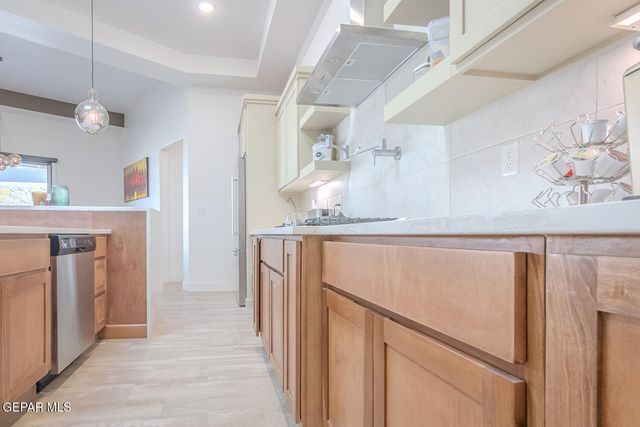 324 Gold Valley, Horizon City, TX 79928